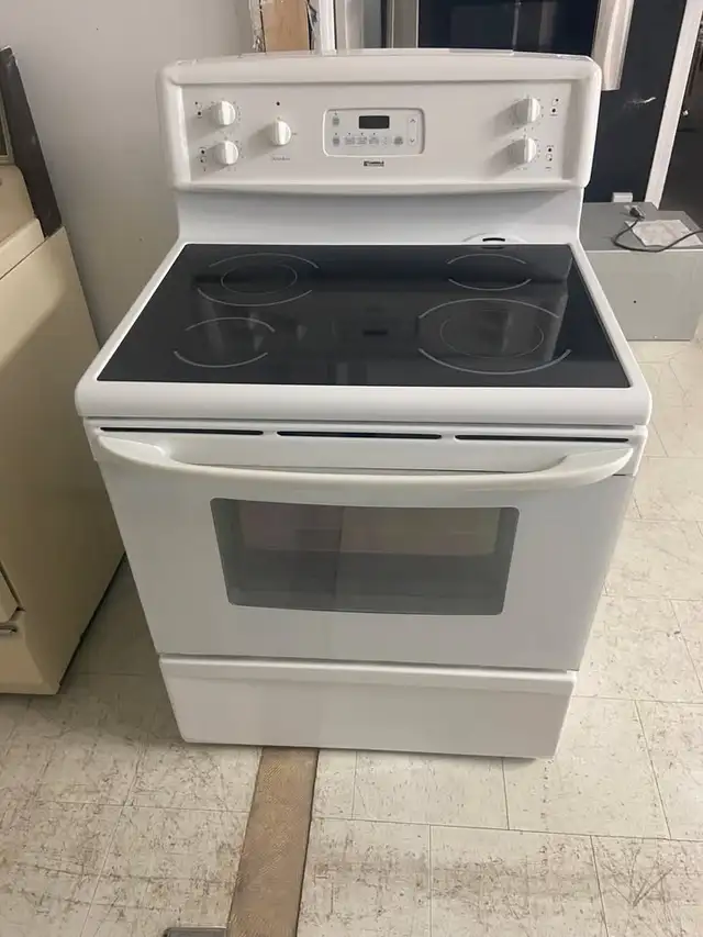 Kemnore convection range  90 day Warranty Free Local Delivery