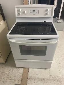 Kemnore convection range  90 day Warranty Free Local Delivery