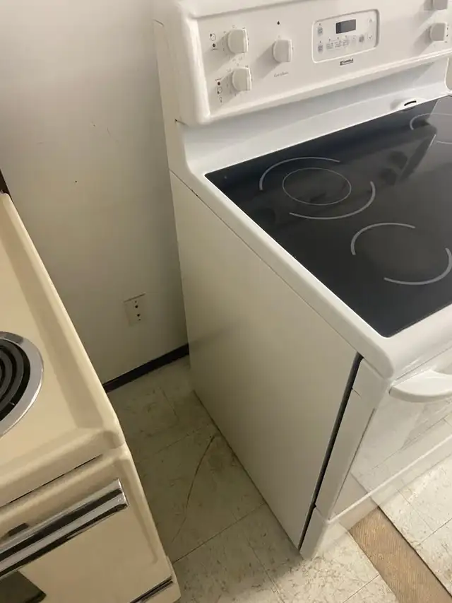 Kemnore convection range  90 day Warranty Free Local Delivery - Photo 4