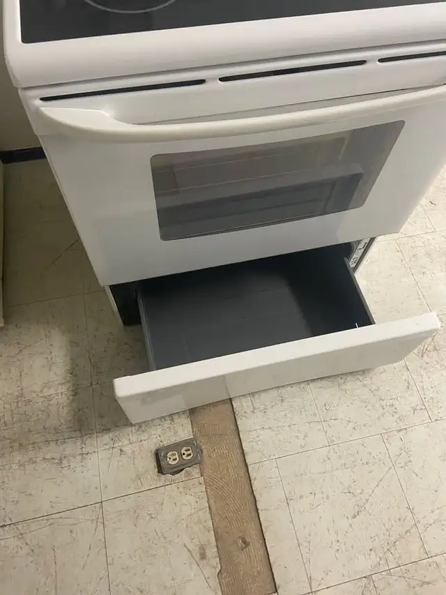 Kemnore convection range  90 day Warranty Free Local Delivery - Photo 5