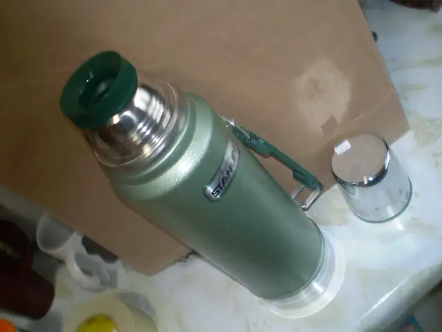 STANLEY ONE QUART THERMOS MADE 1995 LIKE NEW-$30 - Photo 2