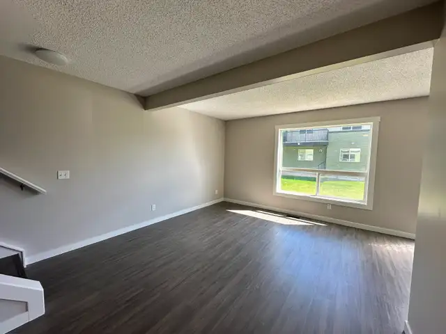 AIRDRIE: Rent to Own 3 Bedroom Townhome in Sagewood - Photo 7