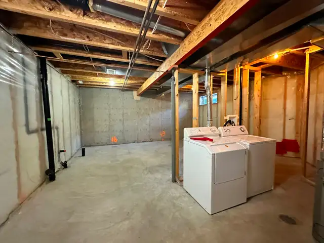 AIRDRIE: Rent to Own 3 Bedroom Townhome in Sagewood - Photo 15