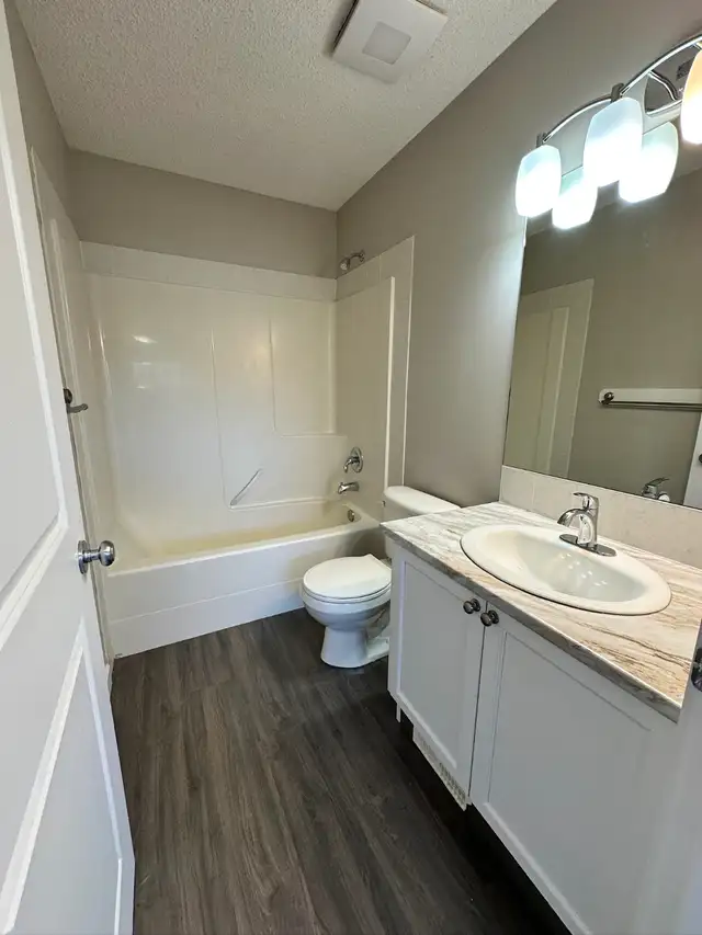 AIRDRIE: Rent to Own 3 Bedroom Townhome in Sagewood - Photo 18