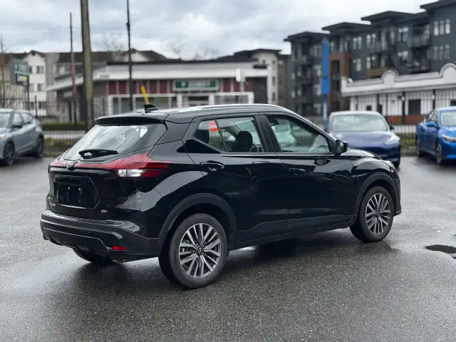 2024 NISSAN KICKS - Photo 3