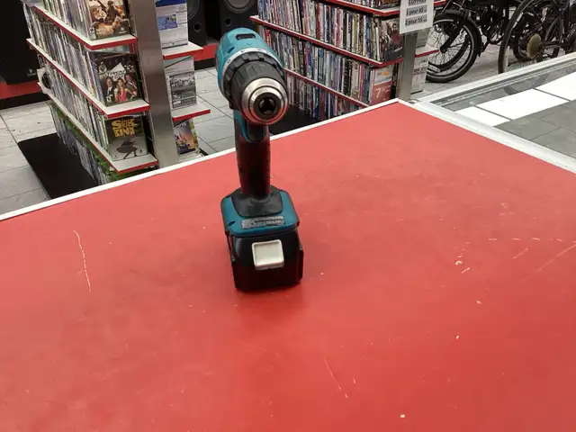 perceuse Makita - Photo 2