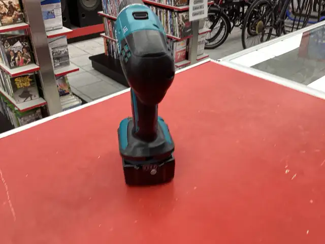 perceuse Makita - Photo 3