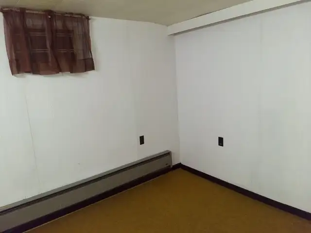 A basement apartment of two rooms for rent (two or three persons - Photo 6