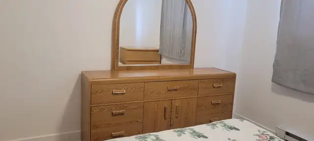 Appartement entièrement rénové et meublé proche de métro Sauvé - Photo 4