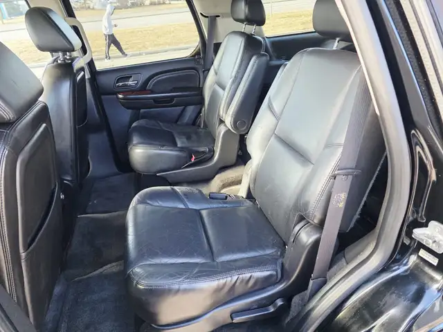 2007 Cadillac Escalade 7 Passenger Sunroof Power Heated Leather - Photo 9