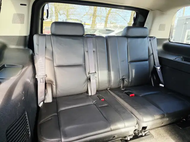 2007 Cadillac Escalade 7 Passenger Sunroof Power Heated Leather - Photo 12