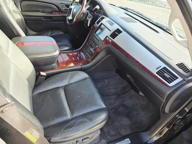 2007 Cadillac Escalade 7 Passenger Sunroof Power Heated Leather - Photo 13