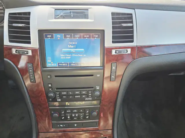 2007 Cadillac Escalade 7 Passenger Sunroof Power Heated Leather - Photo 15