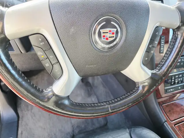 2007 Cadillac Escalade 7 Passenger Sunroof Power Heated Leather - Photo 19