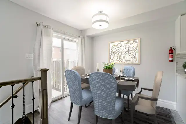 GORGEOUS TH-3 BDRMS,4 BATHS,FINISHED BASEMENT, HARDWOD-Mavis/401 - Photo 6