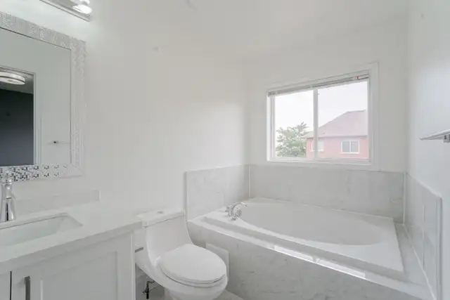 GORGEOUS TH-3 BDRMS,4 BATHS,FINISHED BASEMENT, HARDWOD-Mavis/401 - Photo 7