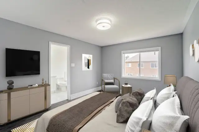 GORGEOUS TH-3 BDRMS,4 BATHS,FINISHED BASEMENT, HARDWOD-Mavis/401 - Photo 8