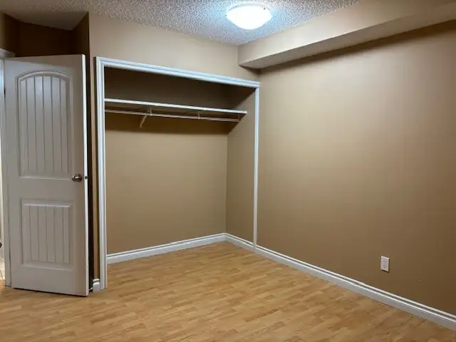 Northeast Edmonton 1 bedroom apartment for rent $1300/month. - Photo 5
