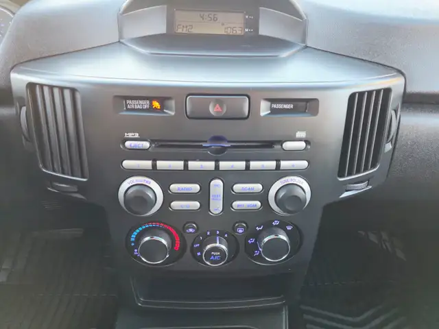 2011 Mitsubishi Endeavor AWD V6 Remote Starter Winter Tires - Photo 12