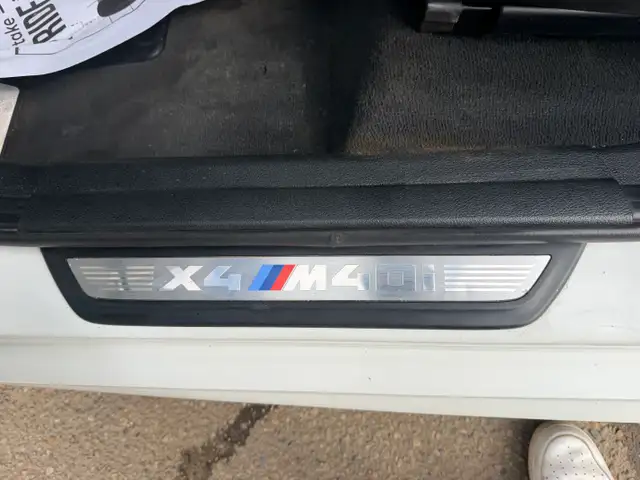 2017 BMW X4| All Wheel Drive | M-Package | - Photo 12