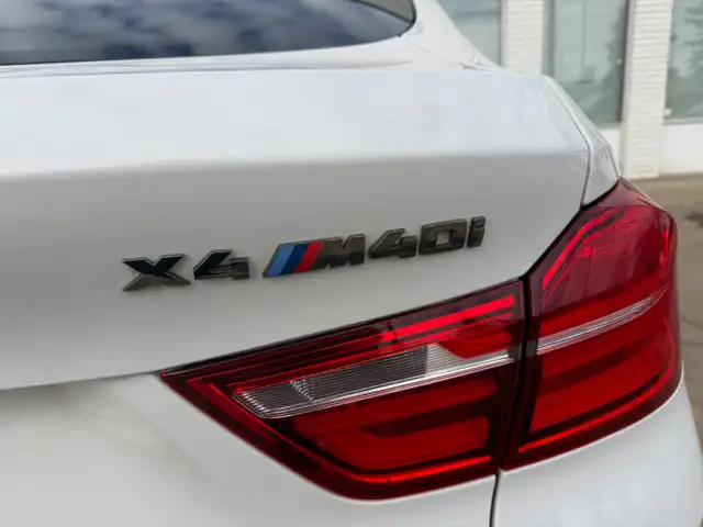 2017 BMW X4| All Wheel Drive | M-Package | - Photo 23