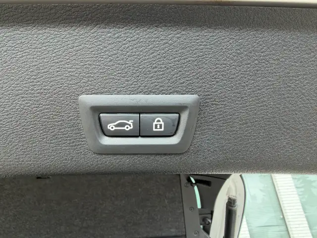 2017 BMW X4| All Wheel Drive | M-Package | - Photo 25