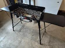 150obo 2 burner camp stove with foldout side trays