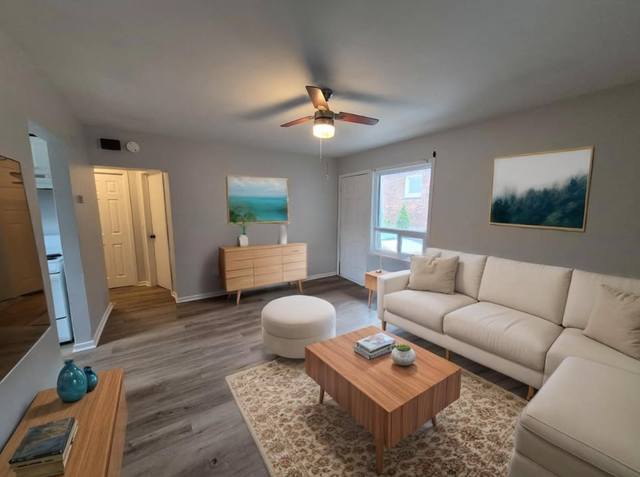 1 Bed 1 Bath Apartment - Photo 2