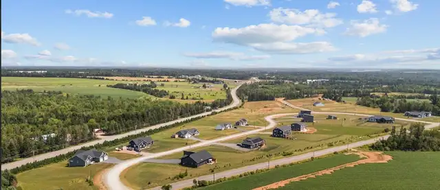 Stunning Home For Sale!! - Photo 17