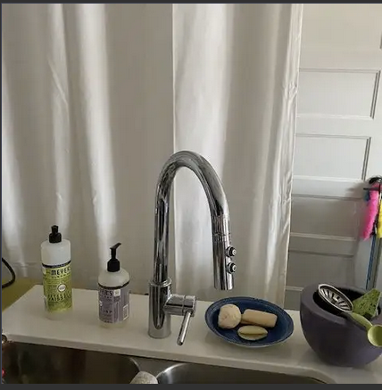 Peaceful Private Room In Angignon - Photo 9