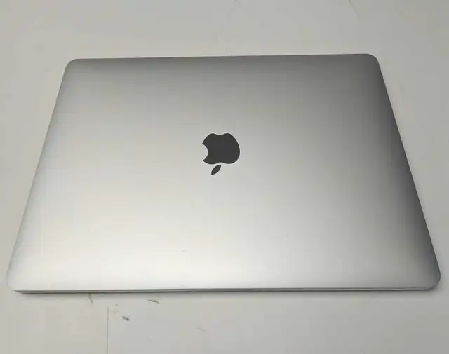 MacBook Pro 13' 2020 i5 Quad Core 16Go RAM 500Go SSD Iris Plus - Photo 4