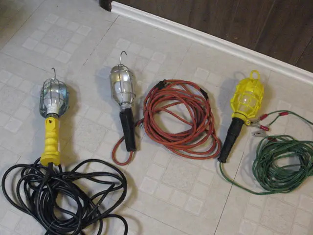 Corded Work Lights with Hook and 25 Ft. Cord - Photo 4