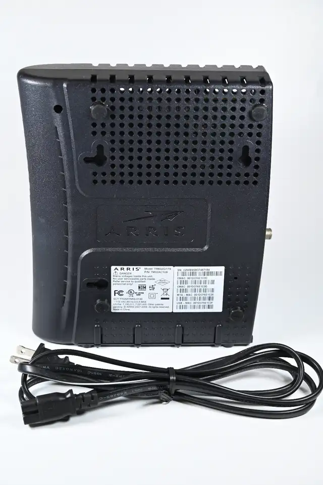 Arris TM602G/115 Touchstone Telephony Modem w/Integrated Battery - Photo 4