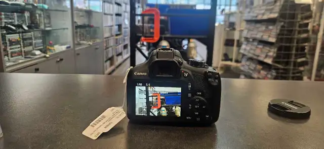 Canon EOS Rebel T6 DSLR Camera - Photo 5