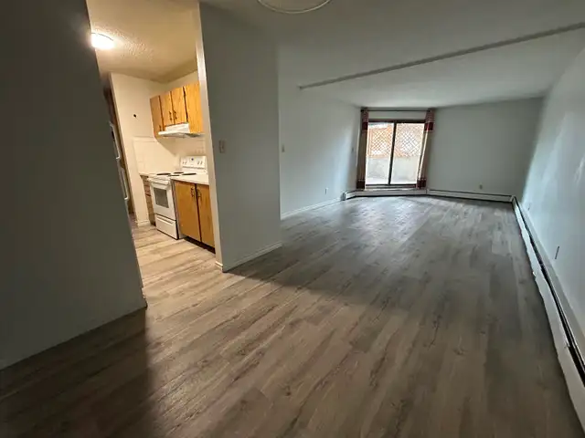 Apartment For Rent  Millwoods - Photo 2