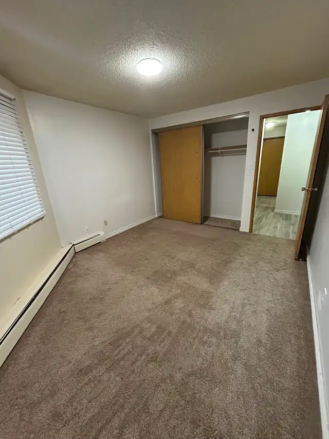 Apartment For Rent  Millwoods - Photo 6