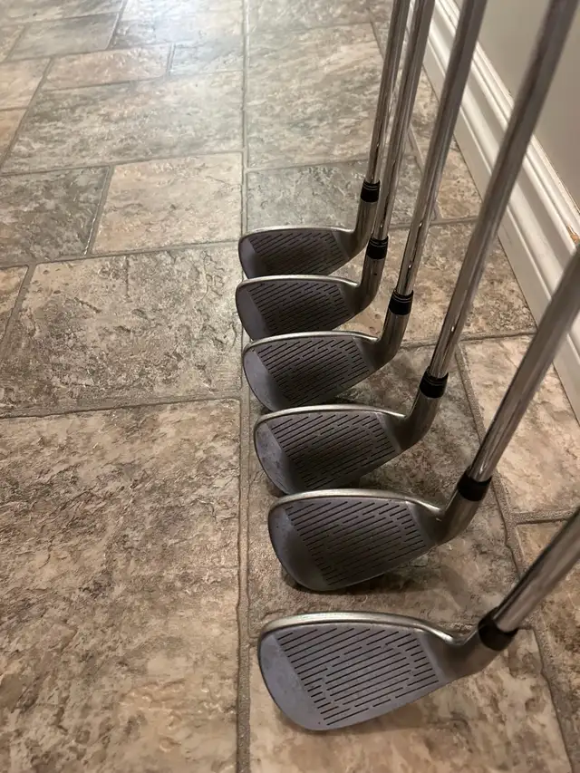 King Cobra Golf Clubs - Photo 2