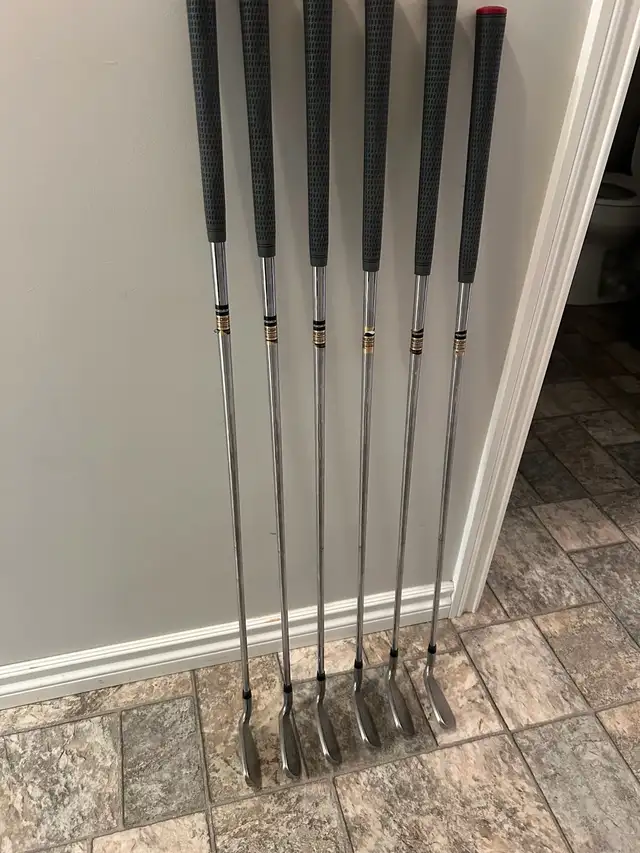 King Cobra Golf Clubs - Photo 3