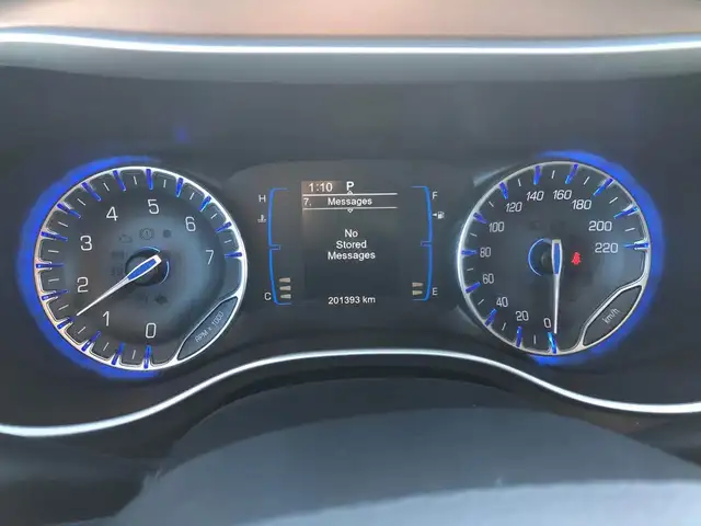 2017 Chrysler Pacifica LX - Photo 13