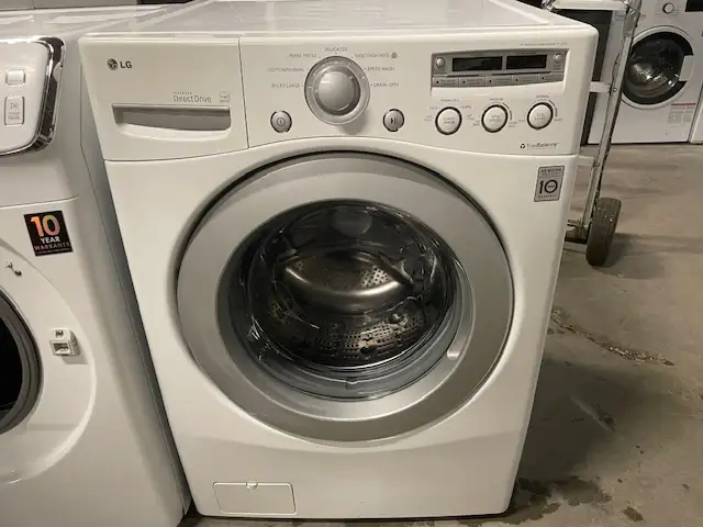 Laveuse seule frontale blanche LG ( remis a neuf )