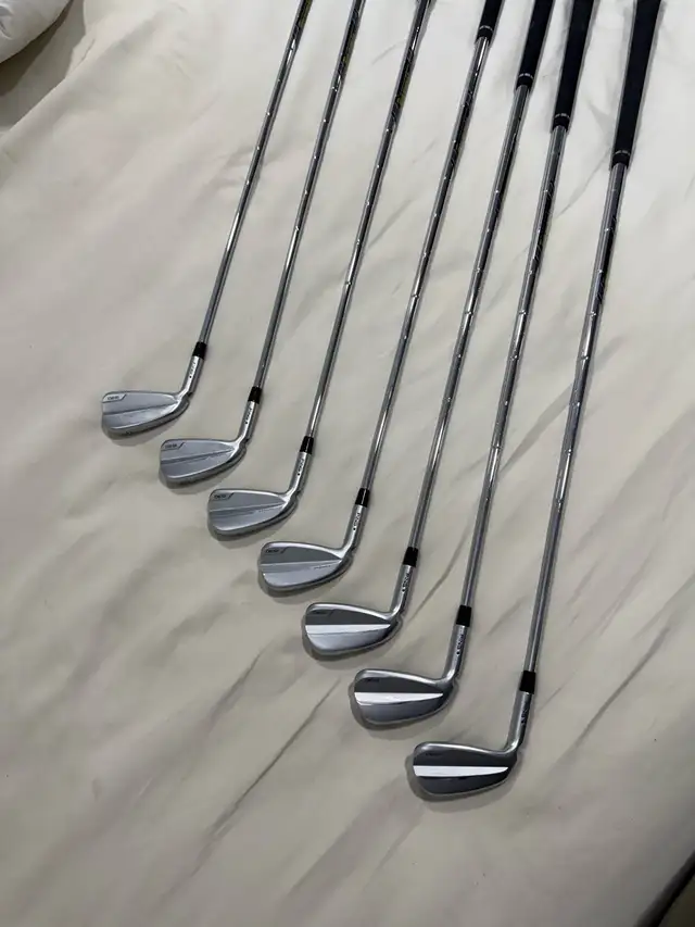 Ping i530 Iron set LEFT HANDED (5-PW   UW) - Photo 2