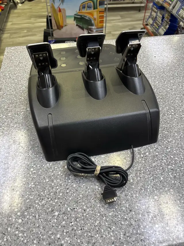 Logitech G29 PS3/4 Steering Wheel With Shifter - Photo 7