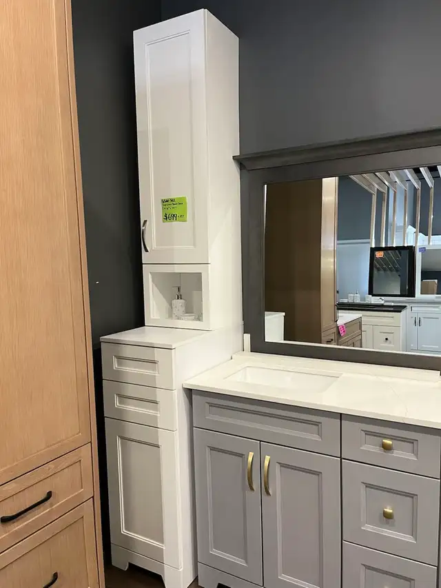 Bathroom Linen Cabinet Floor Demos Starting $299 HST - CozyHome - Photo 9
