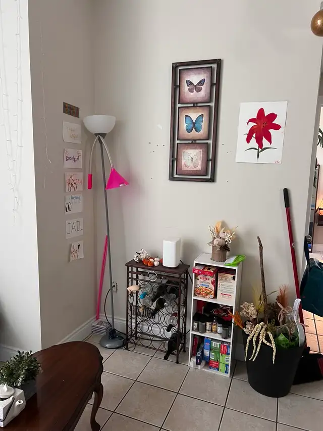 Private room for rent - SUBLET - Photo 5