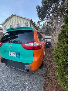 2015 Toyota Sienna LE Wheelchair | New Trans | 2 Sets of Tires - Photo 5