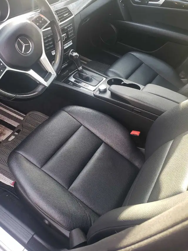 2013 Mercedes C-Class C-350 4Matic - Photo 5