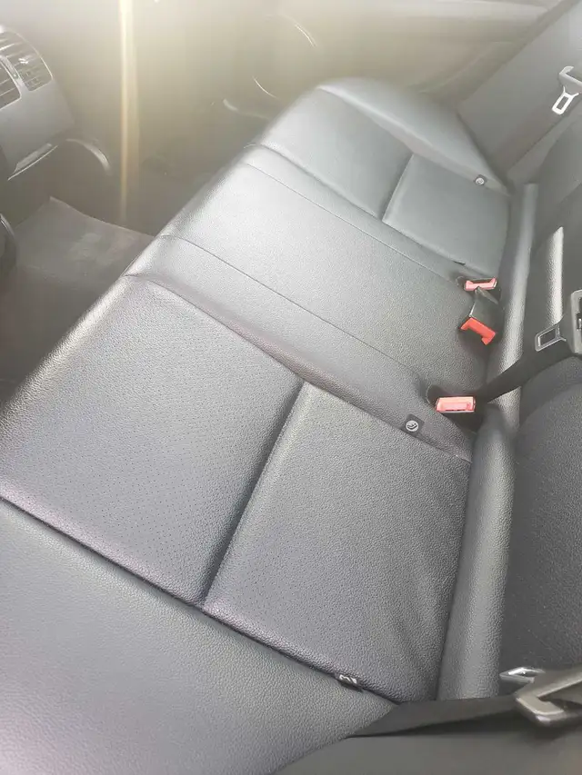 2013 Mercedes C-Class C-350 4Matic - Photo 6