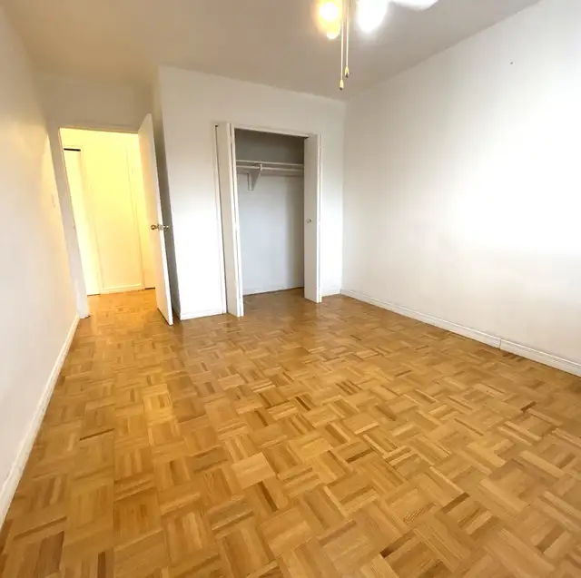 Balconies Spacious 2-Beds Apt in Rosemount $1899 All-Inclusive - Photo 8