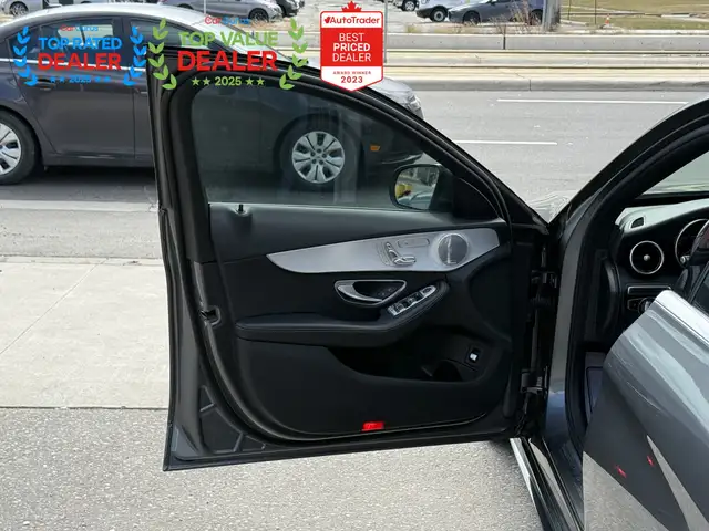 2017 Mercedes-Benz C-Class 300 //AMG PKG | BURMESTER | PANO | LO - Photo 17