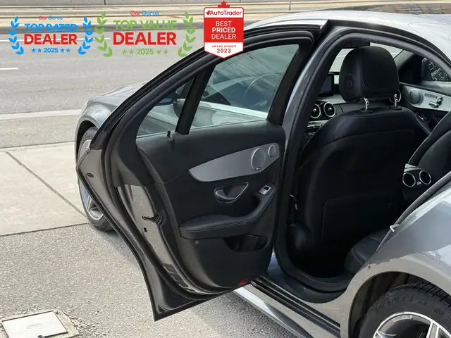 2017 Mercedes-Benz C-Class 300 //AMG PKG | BURMESTER | PANO | LO - Photo 38